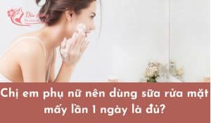 1-ngay-dung-sua-rua-mat-bao-nhieu-lan