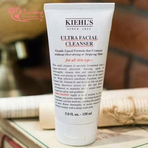 da-thuong-nen-dung-sua-rua-mat-nao-Kiehl’s Ultra Facial