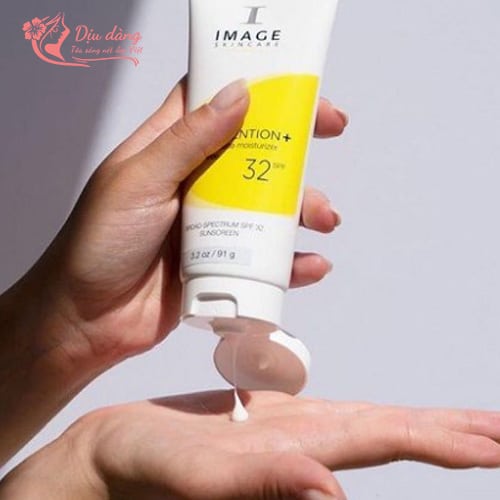 kem-chong-nang-image-spf-32-review