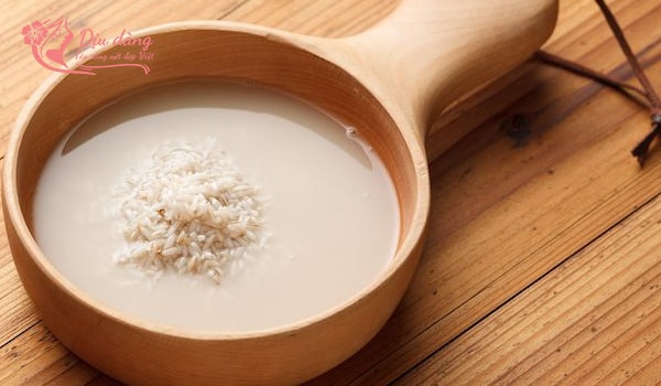 luu-y-gi-khi-rua-mat-bang-nuoc-vo-gao