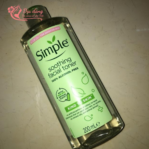 phan-biet-toner-simple-that-gia-qua-bao-bi