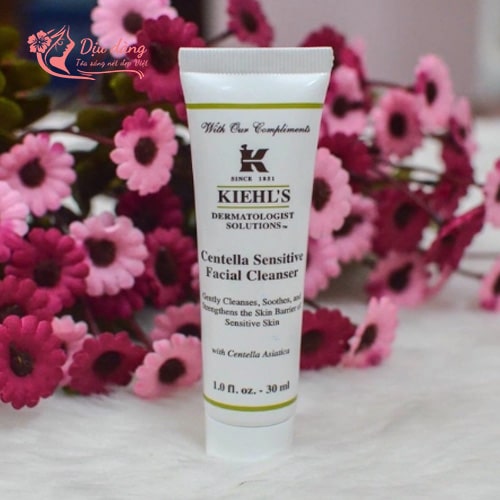 sua-rua-mat-khong-chua-con-kiehl's