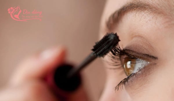 cach-chon-mascara-phu-hop-1