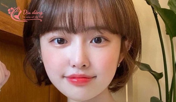 chan-may-ngang-cho-nguoi-mat-tron