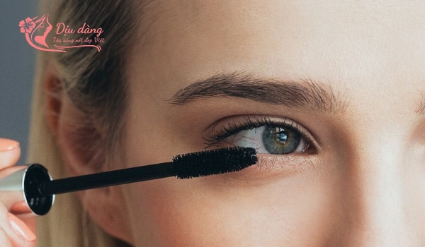 chuot-mascara-dung-cach