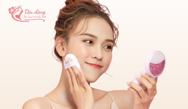 su-dung-cushion-o-buoc-nao