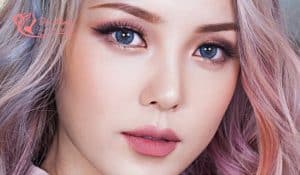 makeup-tone-tay-cho-mat-tron
