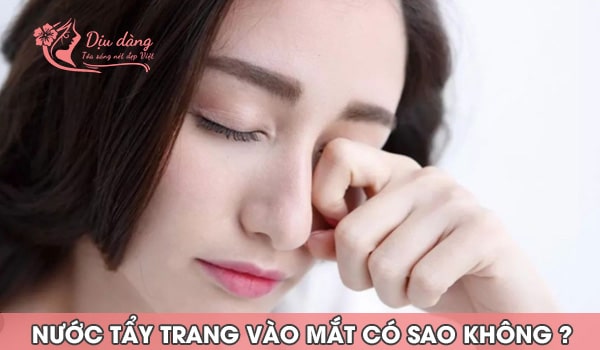 nuoc-tay-trang-vao-mat-co-sao-khong